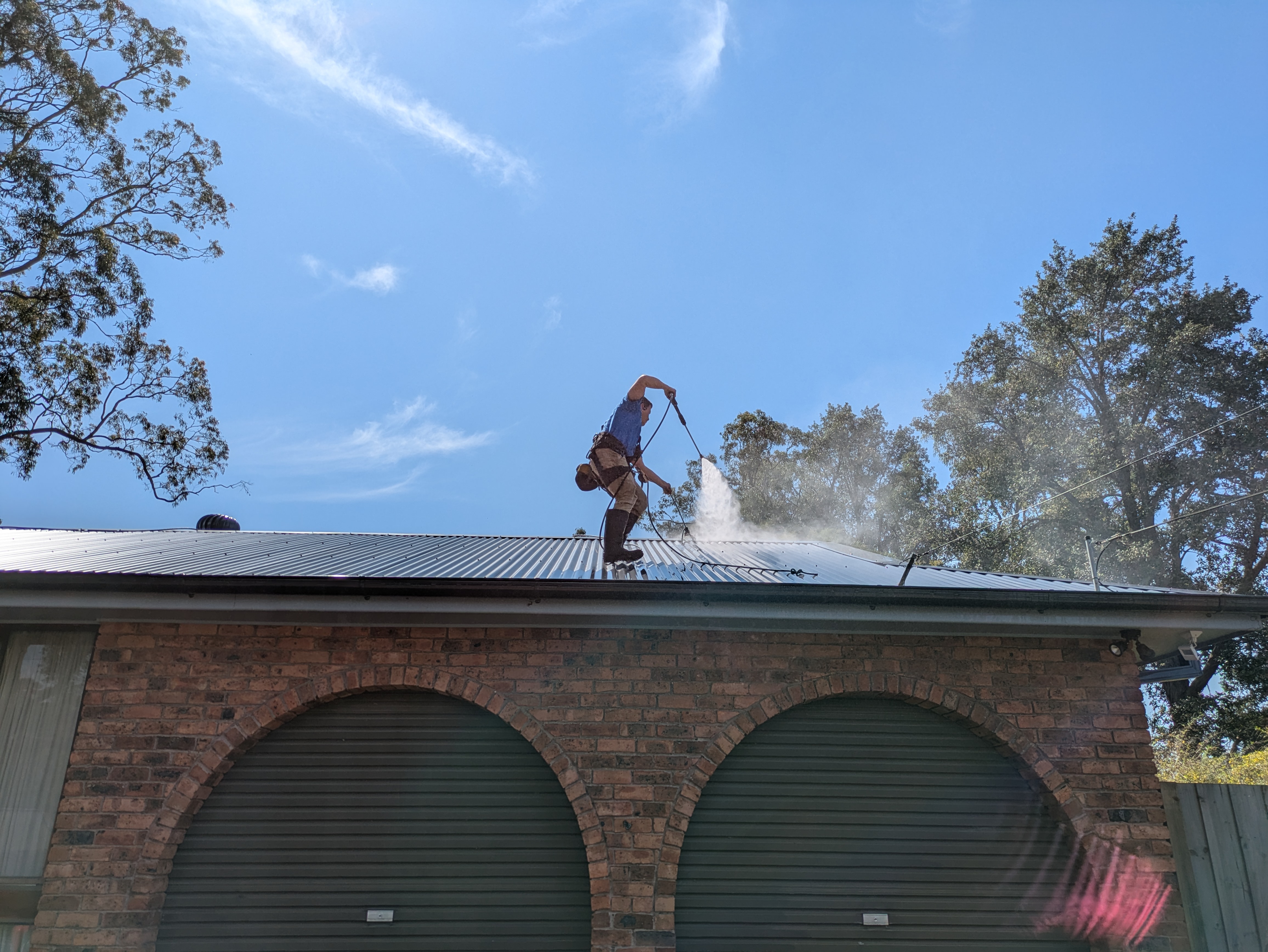 Roof Pressure Cleaning